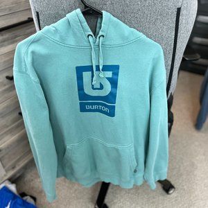 Burton Logo Vertical Fill Pullover Hoodie (Item: bt3lvfp06ca15)